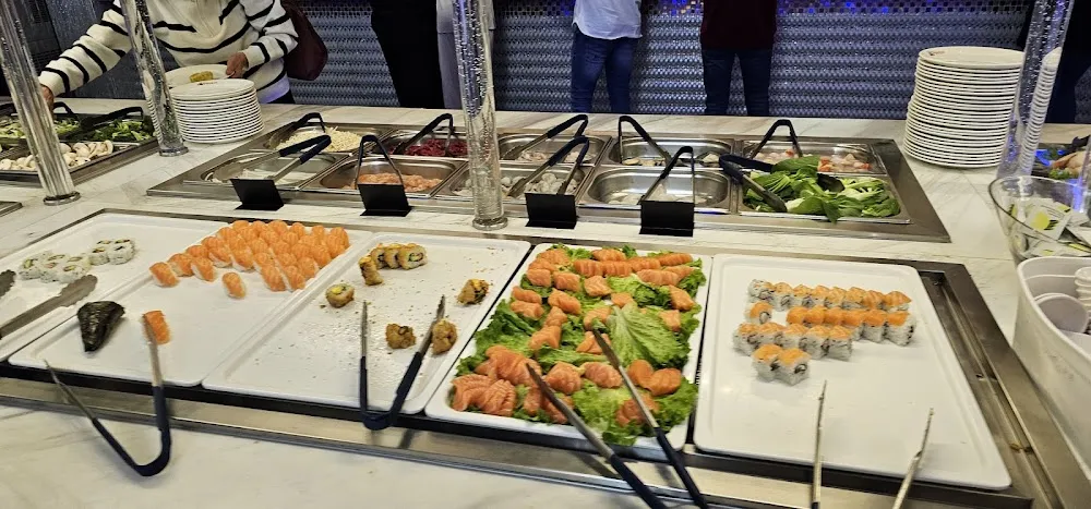 Sushi Et Maki Saumon Avocat Saumon